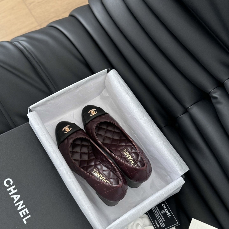 Ch*el high heels